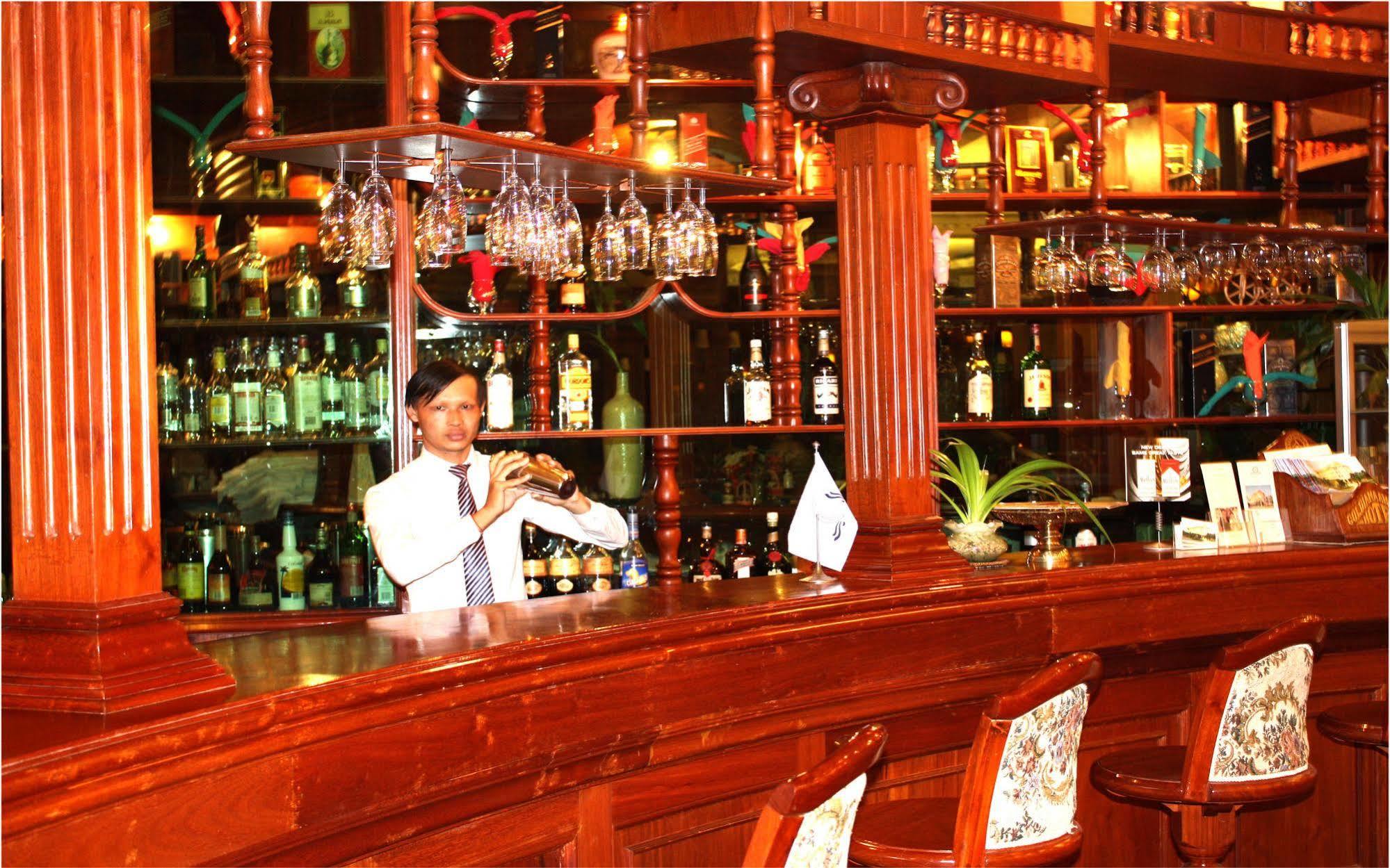 Goldiana Angkor Hotel Siem Reap Exterior photo